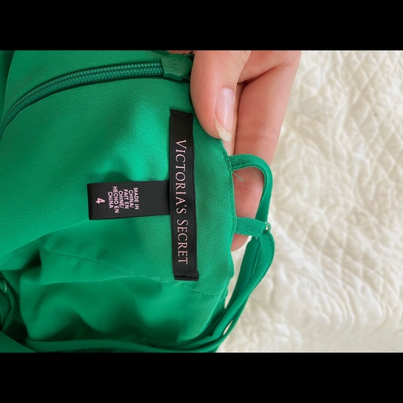 VS DRESS - Picture 5 of 5